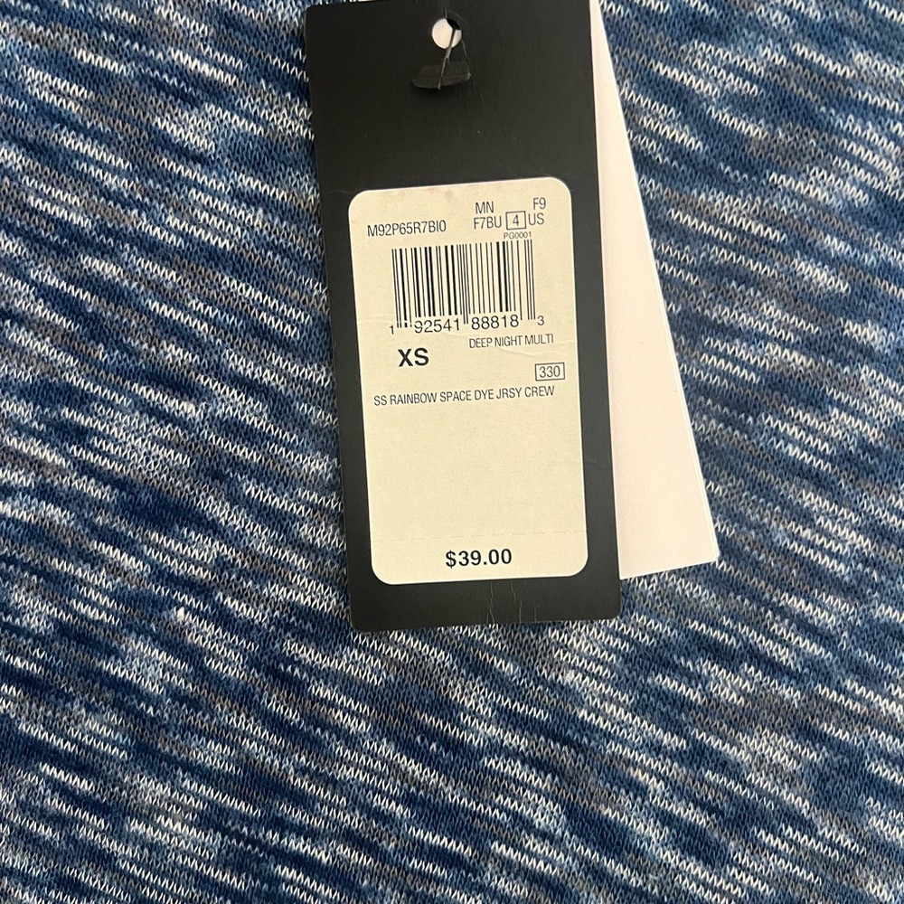 Guess - Picture 4 of 4